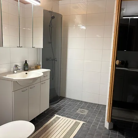 Kaksio Leppaevaaran Tornissa Espoo
